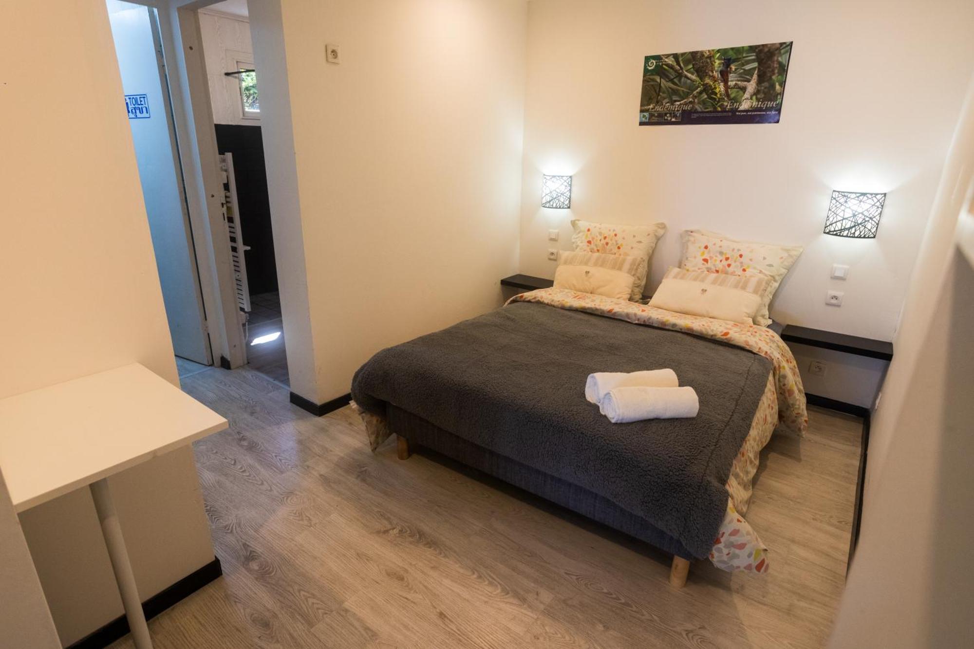 Les Agapanthes Du 27 -Eme Apartment เลอ ตอมปง ภายนอก รูปภาพ